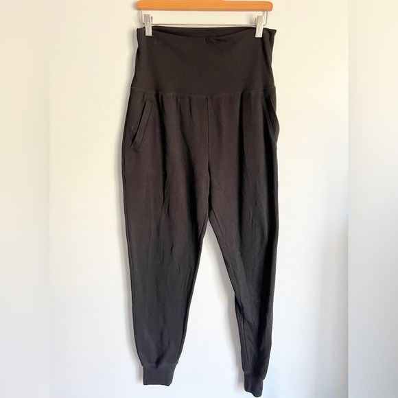 217 Beyond Yoga High Rise Joggers Black Large - Picture 2 of 12